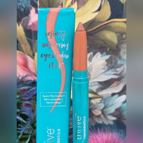 Thrive Infinity Waterproof Eyeshadow Stick - Gailon Terracotta Matte NEW - Picture 3 of 10